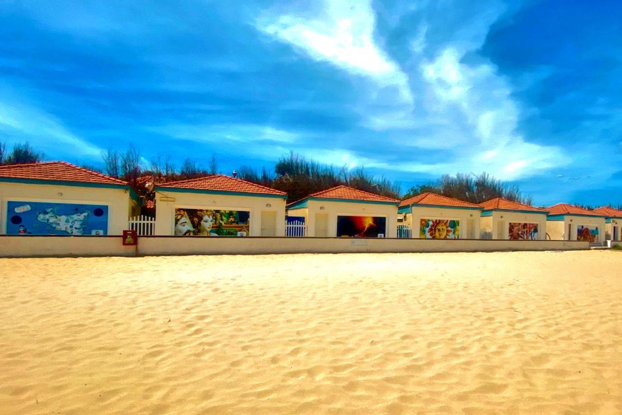 Villaggio Albergo Internazionale La Plaja Catane Extérieur photo